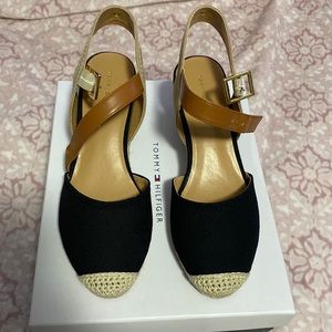 Black wedge sandals in good condition, never wear.